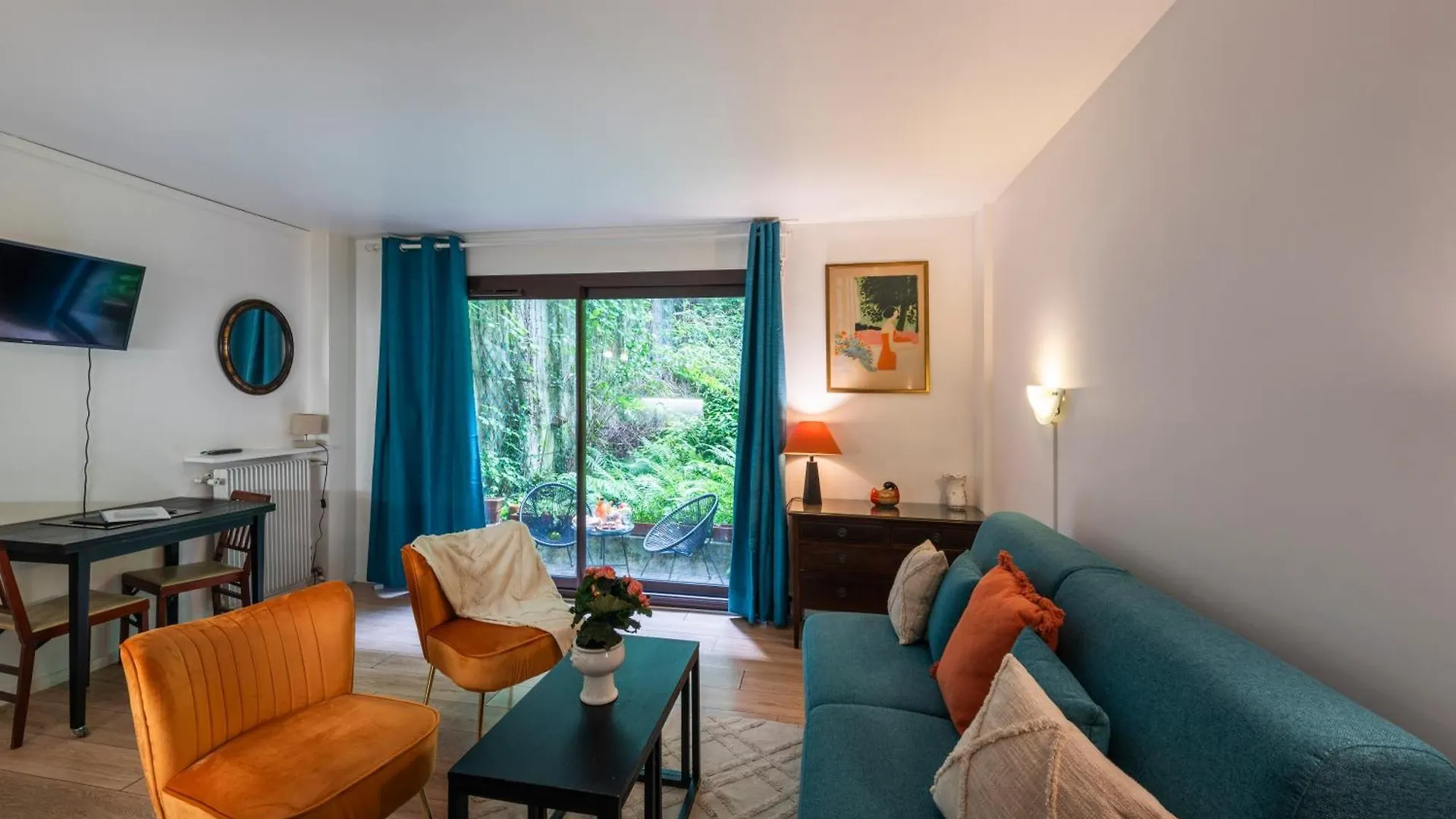 A Montmartre Avec Terrasse Apartament