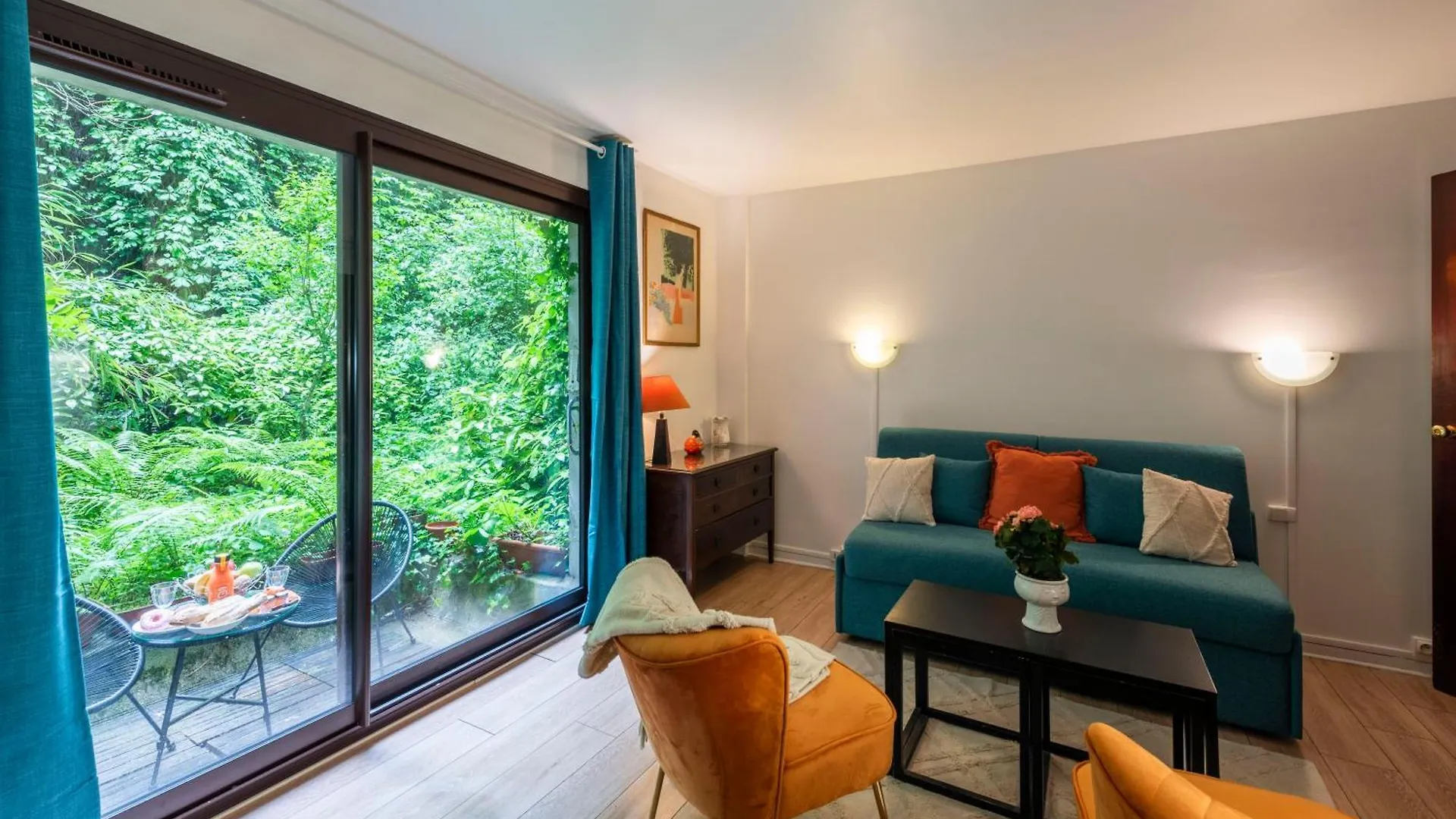 A Montmartre Avec Terrasse Apartament